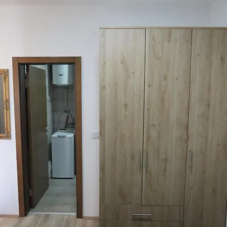 Aqua Lux Apartment *